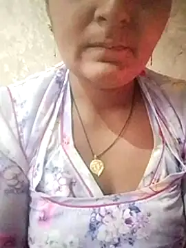 Snapshot of aunty_sumy chatting on February 14, 2026, 4:42 am aunty sumy online show from February 14, 2026, 4:42 am