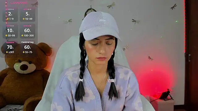 Snapshot of princessluna_19 chatting on September 18, 2025, 8:44 pm princessluna 19 online show from September 18, 2025, 8:44 pm