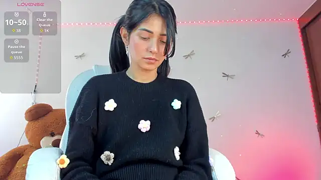 Snapshot of princessluna_19 chatting on September 20, 2025, 8:43 pm princessluna 19 online show from September 20, 2025, 8:43 pm