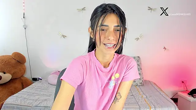 Snapshot of princessluna_19 chatting on November 25, 2025, 8:31 pm princessluna 19 online show from November 25, 2025, 8:31 pm