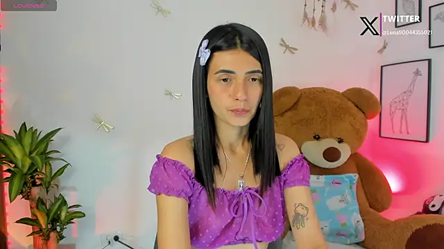 Snapshot of princessluna_19 chatting on January 9, 2026, 5:59 pm princessluna 19 online show from January 9, 2026, 5:59 pm