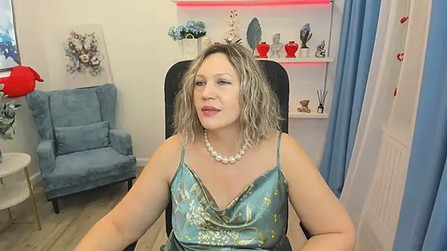 Snapshot of NinaStarle chatting on February 5, 2026, 11:48 am NinaStarle online show from February 5, 2026, 11:48 am