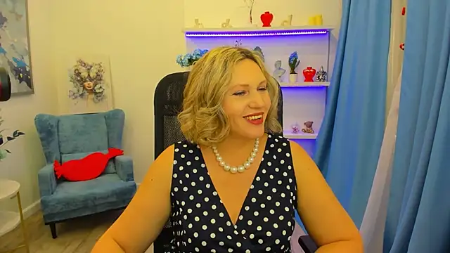 Snapshot of NinaStarle chatting on February 20, 2026, 11:54 am NinaStarle online show from February 20, 2026, 11:54 am