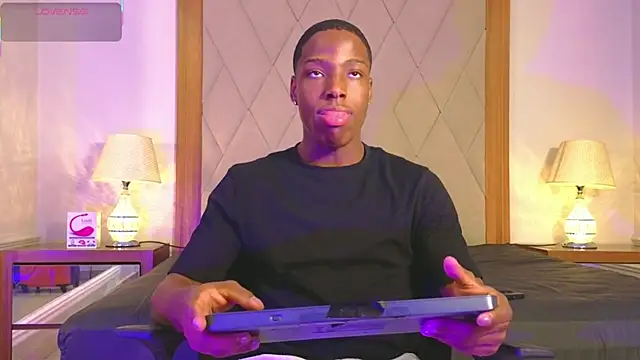 CharlesBrown  online show from February 11, 2026, 2:11 pm