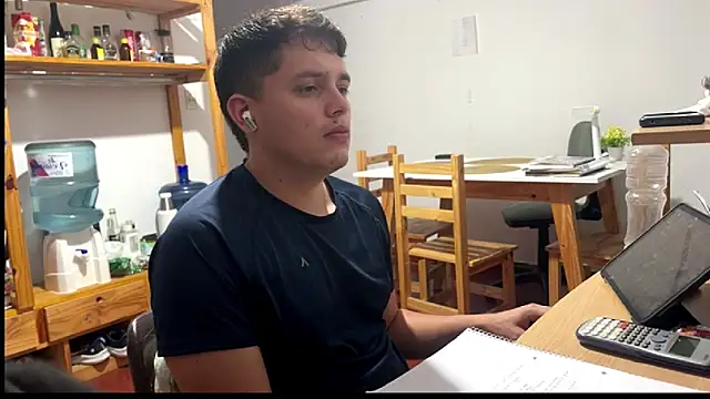 Snapshot of Haustin202 chatting on November 4, 2025, 1:48 am Haustin202 online show from November 4, 2025, 1:48 am