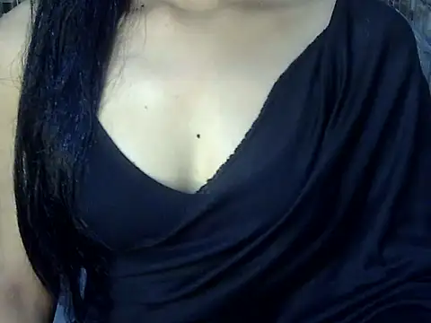 lovepihuu online show from March 7, 2026, 6:43 am