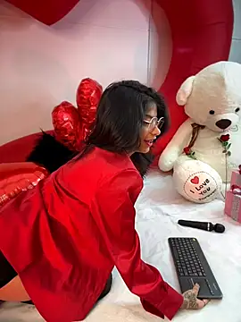 TweetiePieXXX online show from February 11, 2026, 9:42 pm