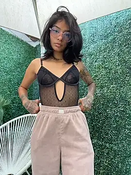 TweetiePieXXX online show from February 24, 2026, 9:02 pm