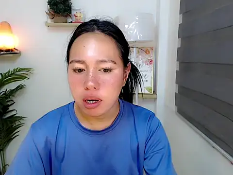 kimbratx online show from September 9, 2025, 10:53 pm