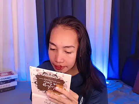 Snapshot of Sweet_kittyxx chatting on February 24, 2026, 4:10 am Sweet kittyxx online show from February 24, 2026, 4:10 am