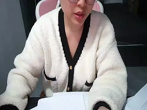 Snapshot of Ori-Yannie chatting on February 14, 2026, 4:53 am Ori-Yannie online show from February 14, 2026, 4:53 am