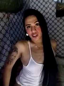 enoria1992 online show from February 4, 2026, 4:24 pm