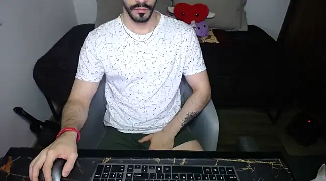 Snapshot of bossking017 chatting on February 22, 2025, 11:46 am bossking017 online show from February 22, 2025, 11:46 am