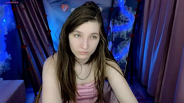 Mia Myles online show from February 15, 2026, 10:36 am