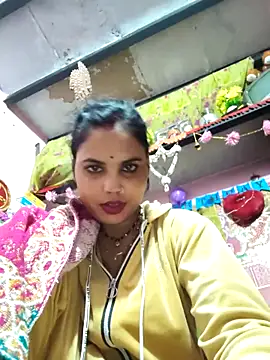 Snapshot of Cut_ragni chatting on January 14, 2026, 5:29 pm Cut ragni online show from January 14, 2026, 5:29 pm