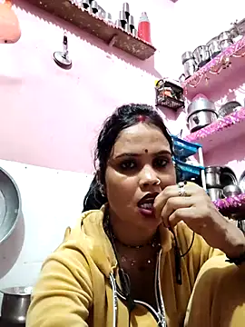 Snapshot of Cut_ragni chatting on February 23, 2026, 4:59 pm Cut ragni online show from February 23, 2026, 4:59 pm