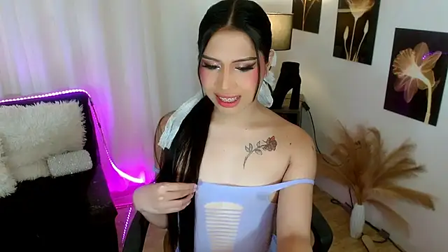 Snapshot of Sassy_Suzuhime chatting on February 18, 2026, 6:04 pm Sassy Suzuhime online show from February 18, 2026, 6:04 pm