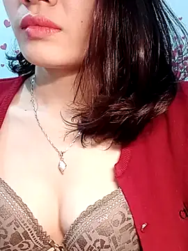 Hinna x online show from February 4, 2026, 3:07 pm