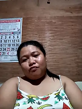 Perfect smile01 online show from December 5, 2025, 1:36 am