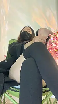 zhizhinaigai online show from February 9, 2026, 5:11 am