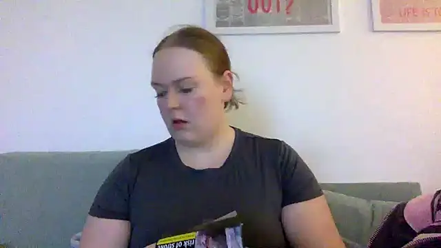 Snapshot of gracelovesxx chatting on March 1, 2026, 10:23 pm gracelovesxx online show from March 1, 2026, 10:23 pm