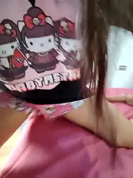 Snapshot of airamoon chatting on January 17, 2026, 2:27 am airamoon online show from January 17, 2026, 2:27 am