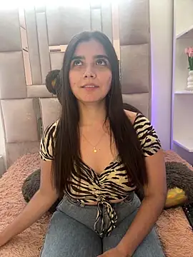 Snapshot of salomecute21 chatting on September 24, 2025, 1:47 pm salomecute21 online show from September 24, 2025, 1:47 pm