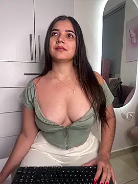 Snapshot of salomecute21 chatting on February 19, 2026, 11:06 am salomecute21 online show from February 19, 2026, 11:06 am