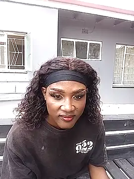 Lsnickykhanyile online show from February 19, 2026, 9:27 am