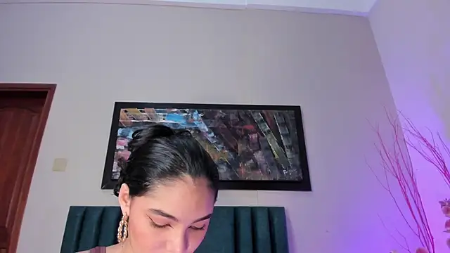 LunaAspen  online show from February 7, 2026, 6:11 pm