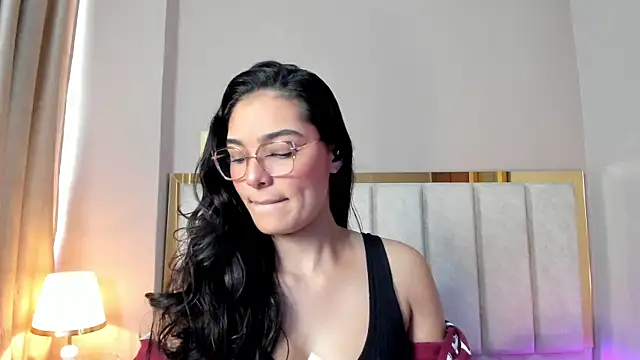 LunaAspen  online show from February 24, 2026, 6:06 pm