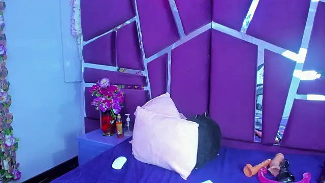 Snapshot of Miaa_Davis_ chatting on February 27, 2026, 2:22 am Miaa Davis online show from February 27, 2026, 2:22 am