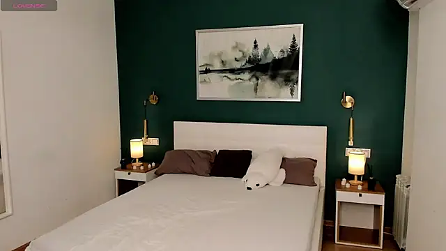 EditaBand online show from September 24, 2025, 7:28 pm