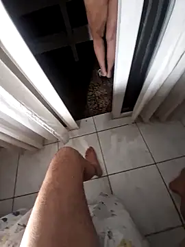 Snapshot of TrisalQuente chatting on February 24, 2026, 5:49 am TrisalQuente online show from February 24, 2026, 5:49 am