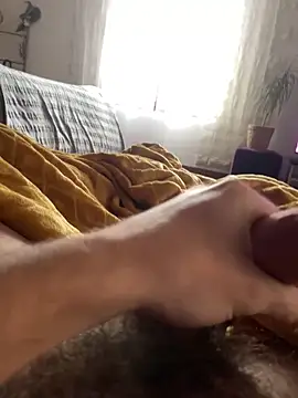 Snapshot of maxxoulax chatting on December 4, 2025, 2:48 pm maxxoulax online show from December 4, 2025, 2:48 pm