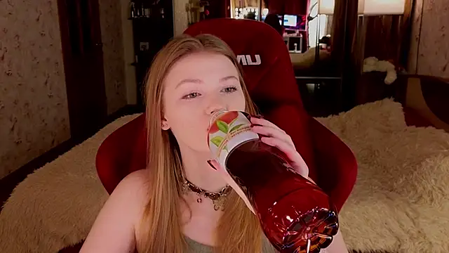 Jenny Skinner20 online show from March 6, 2026, 3:08 pm