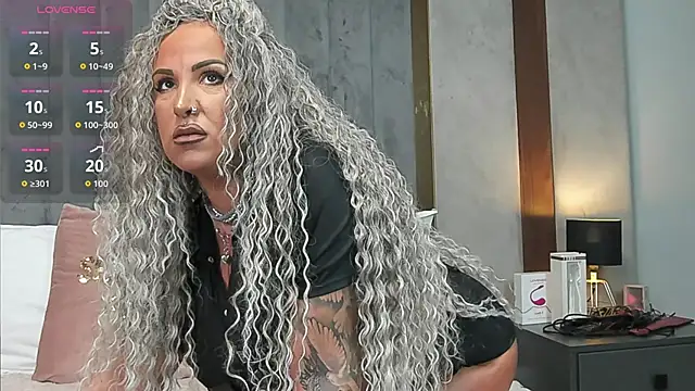 Snapshot of Sierra_Quinn chatting on February 13, 2026, 9:11 pm Sierra Quinn online show from February 13, 2026, 9:11 pm