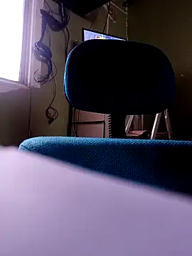 cherlebrow online show from February 7, 2026, 4:43 pm