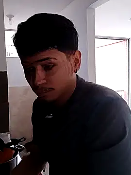 LordValdomero-00 online show from November 20, 2025, 4:29 pm