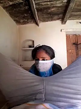 RAYI Queen 3 online show from March 5, 2026, 8:10 am