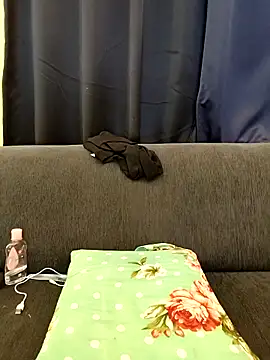 priya 26 online show from October 7, 2025, 6:32 am