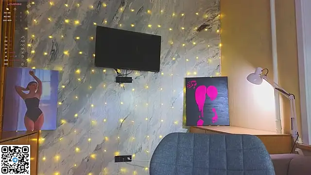 Snapshot of miss_bubbles_ chatting on December 21, 2025, 12:51 am miss bubbles online show from December 21, 2025, 12:51 am