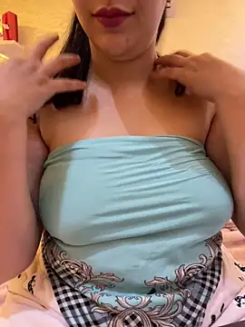 Snapshot of Bold-arabic-vibes chatting on December 3, 2025, 2:37 pm Bold-arabic-vibes online show from December 3, 2025, 2:37 pm