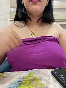 Snapshot of Bold-arabic-vibes chatting on February 2, 2026, 10:52 pm Bold-arabic-vibes online show from February 2, 2026, 10:52 pm