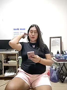 Snapshot of Romantic_Sabrina chatting on October 14, 2025, 10:49 am Romantic Sabrina online show from October 14, 2025, 10:49 am