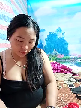 Snapshot of Love-Ly99 chatting on September 12, 2025, 9:42 am Love-Ly99 online show from September 12, 2025, 9:42 am