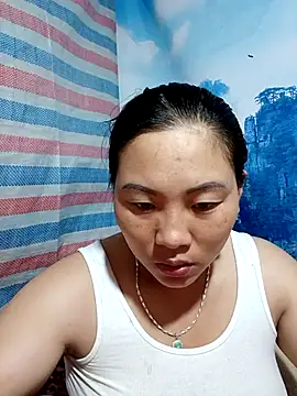 Snapshot of Love-Ly99 chatting on September 13, 2025, 10:42 pm Love-Ly99 online show from September 13, 2025, 10:42 pm