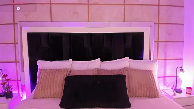 Snapshot of GretaVelvet chatting on February 6, 2026, 7:50 pm GretaVelvet online show from February 6, 2026, 7:50 pm