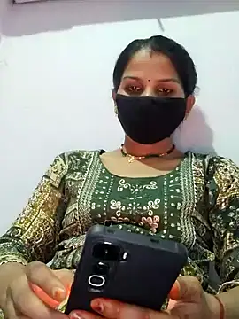 poojam93 online show from October 18, 2025, 3:57 pm