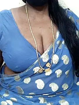 Snapshot of shobini chatting on February 19, 2026, 12:50 am shobini online show from February 19, 2026, 12:50 am